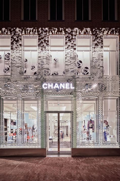 chanel jewelry amsterdam.